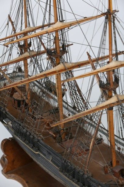 MAQUETTE du bateau trois mâts « LE VILLE...