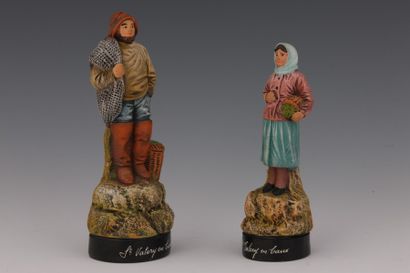 LOT :

STATUETTE en terre cuite polychrome...