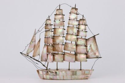 MAQUETTE - Quatre-mâts barque, voiles en...
