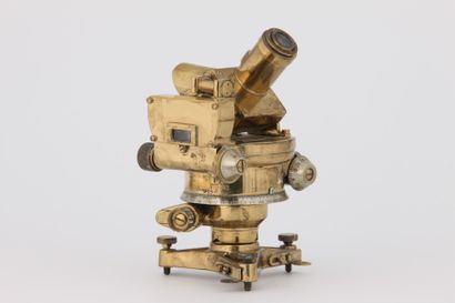 THEODOLITE anglais en laiton et bronze XXème...