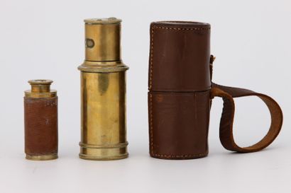 LOT :

NIVEAU DE PENTE à balancier en laiton....