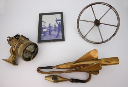 LOT :

COMPTEUR de LOCH. Bronze. Marqué sur...
