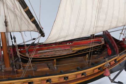 Grande MAQUETTE de CHEBEC armé de 24 canons,...