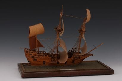 MAQUETTE de la caravelle «MAYFLOWER», voiles...