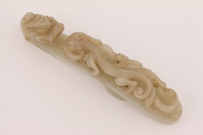Chine XVIII-XIXème Siècle - Fibule en jade...