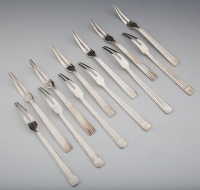 CHRISTOFLE - MODELE CONDE - SUITE DE 12 FOURCHETTES...
