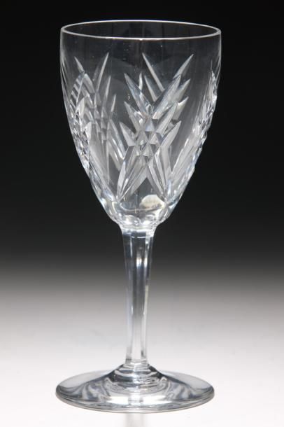 BACCARAT - MODELE AUVERGNE (créé aprés 1940)...