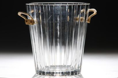 BACCARAT - SEAU A CHAMPAGNE en cristal taillé...