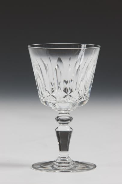 BACCARAT - PARTIE DE SERVICE DE VERRES de...