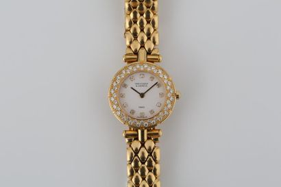 VAN CLEEF & ARPELS - MONTRE BRACELET DE DAME...