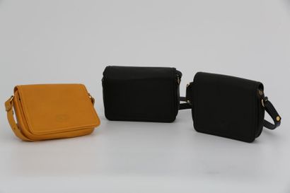 LONGCHAMP PARIS - LOT DE TROIS PETITS SACS...