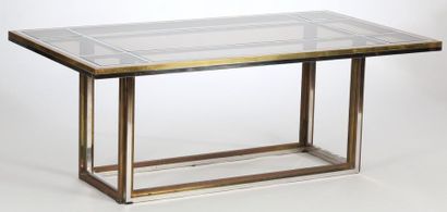 Travail de Décorateur

Grande table de salle-à-manger...