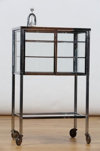 Jacques ADNET (1900-1984)

Bar moderniste

Métal...