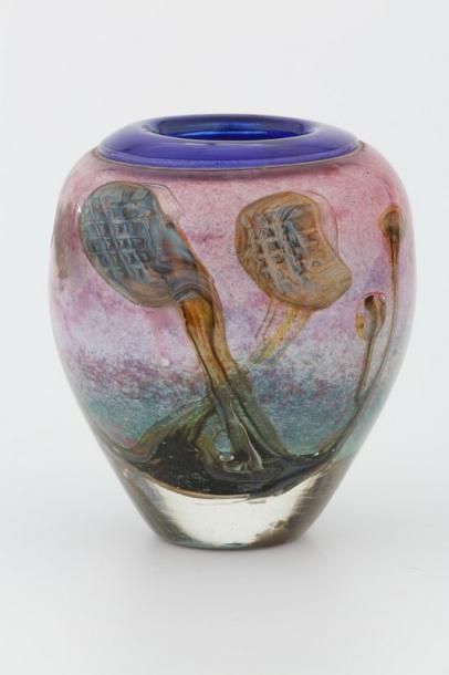 2/ Jean-Claude NOVARO (1943-2015)

Vase ovoïde...