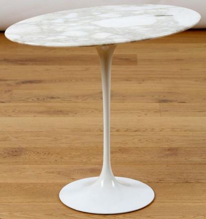 SAARINEN (Designer) Edition KNOLL 

Petite...