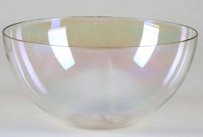 LEERDAM (Pays-bas)
Coupe
Verre irisé - Monogrammée
H....