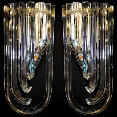 LEERDAM (Pays-bas)
Coupe
Verre irisé - Monogrammée
H....