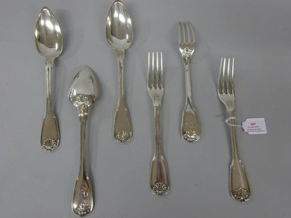 TROIS COUVERTS DE TABLE en argent Etranger...