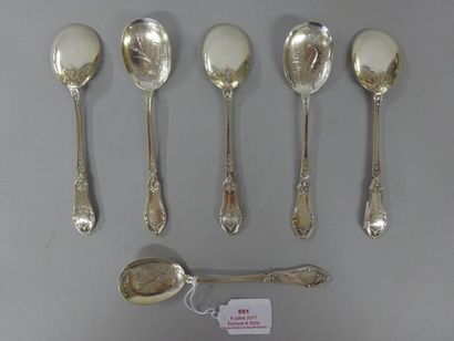 SUITE DE 6 PELLES A GLACE Style Louis XV...