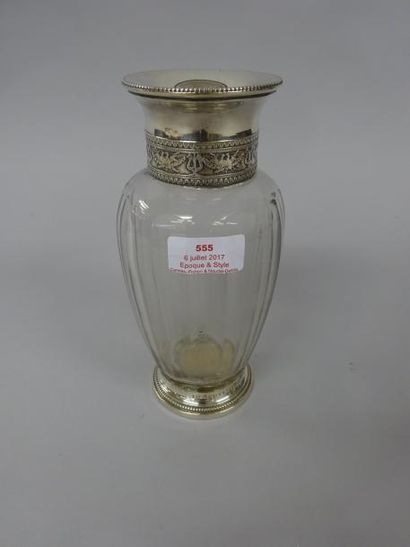 VASE BALUSTRE Début XXème Siècle 

Cristal...