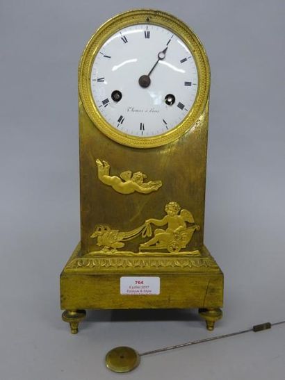 PETITE PENDULE BORNE d'Epoque Empire 

Bronze...
