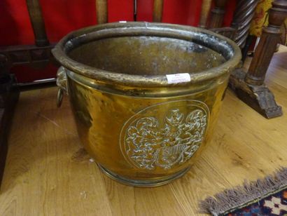 IMPORTANT CACHE-POT de Style Renaissance...