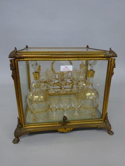 CAVE À LIQUEUR CAGE Fin XIXe Siècle

Bronze...