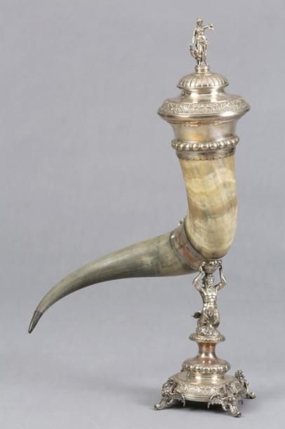 IMPORTANTE COUPE À BOIRE de Style Renaissance...