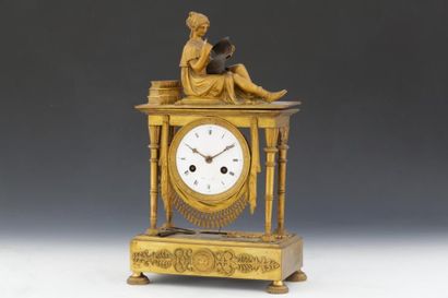 PENDULE PORTIQUE d'Epoque Empire

Cadran...