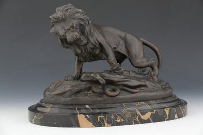 Robert BOUSQUET (1894-1917)

Lion et Serpent

Bronze...