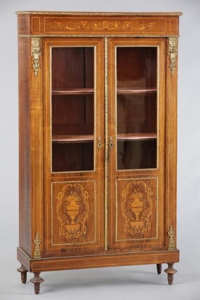 PETITE VITRINE de Style Louis XVI - Fin du...