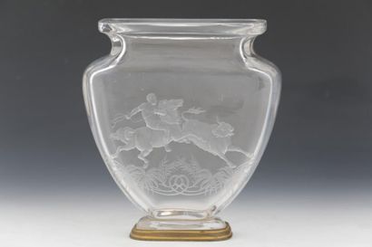 BACCARAT (Attribué à)

VASE d'Epoque 1900

Cristal...