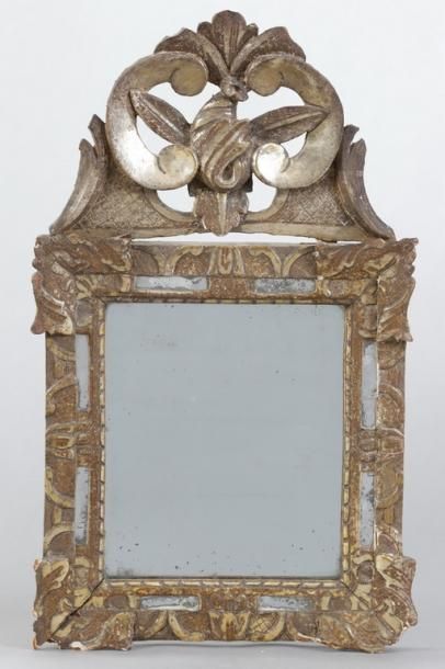 MIROIR À FRONTON ET PARECLOSES du Début du...