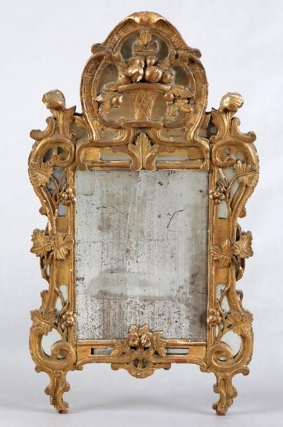 MIROIR À FRONTON ET PARECLOSES Provence d'Epoque...