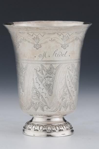 TIMBALE EN ARGENT de la Fin du XVIIIème Siècle...