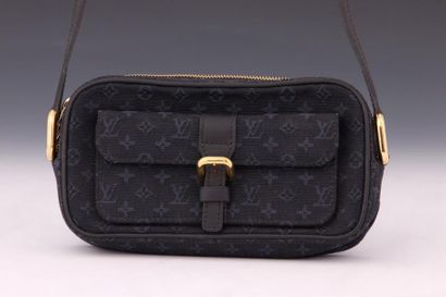 Louis VUITTON par John Galliano - Collection...