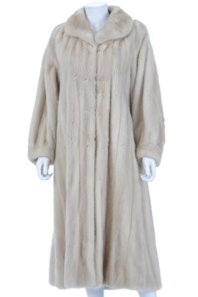 GROSVENOR

Long Manteau en vison tourmaline,...