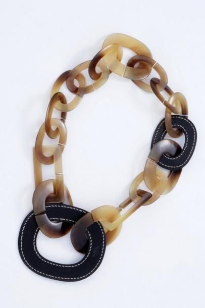 HERMES Paris made in France année 2005

Collier...