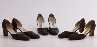 François VILLON

Lot de trois paires d'escarpins...