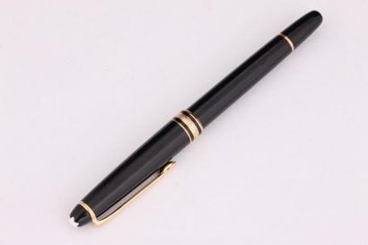 MONTBLANC Meisterstück

Stylo bille en résine...