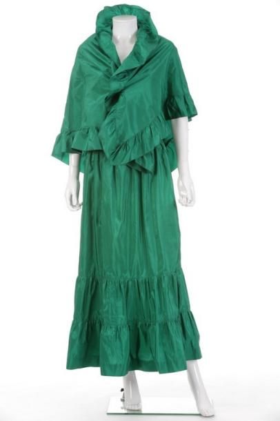 Guy LAROCHE circa 1980

Jupe longue en taffetas...