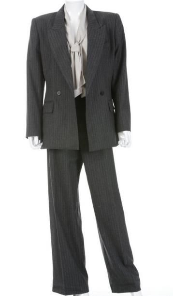 Yves SAINT LAURENT rive gauche circa 2000/2002

Ensemble...