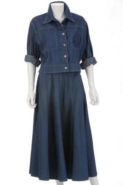 Guy LAROCHE Jeans circa 980

Ensemble composé...