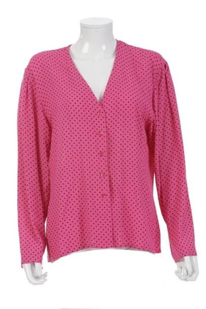 Guy LAROCHE boutique circa 1980

Blouse en...
