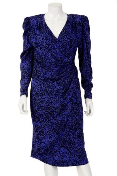 Guy LAROCHE Boutique circa 1980

Robe en...
