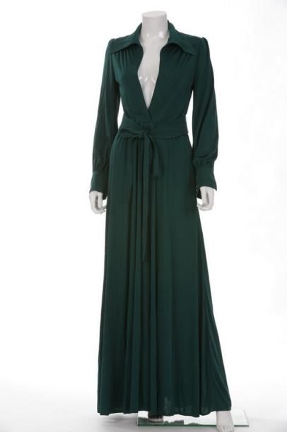 Louis FERAUD circa 1970

Robe longue en jersey...