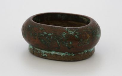 CHINE Dynastie Qing (1644-1911)

Petit brûle-parfum...
