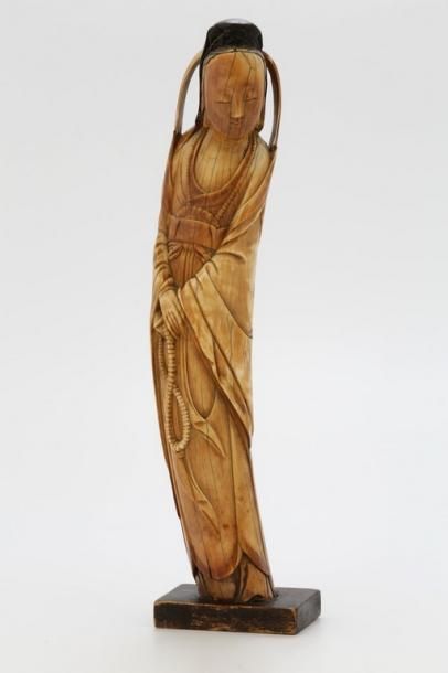 CHINE Dynastie Ming (1368-1644)

Guanyin...