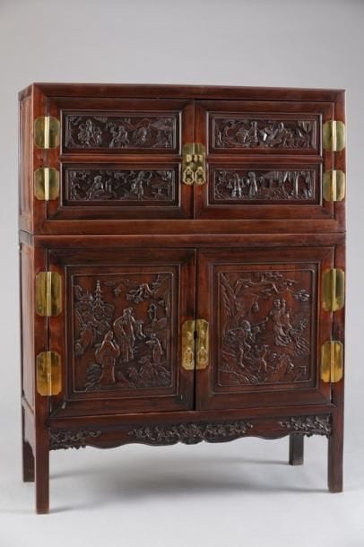 CHINE DU SUD Fin du XIXème Siècle

Armoire...
