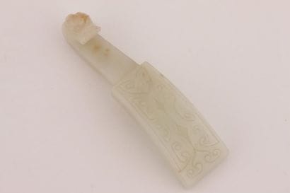 CHINE XIXème Siècle

Large fibule en jade...